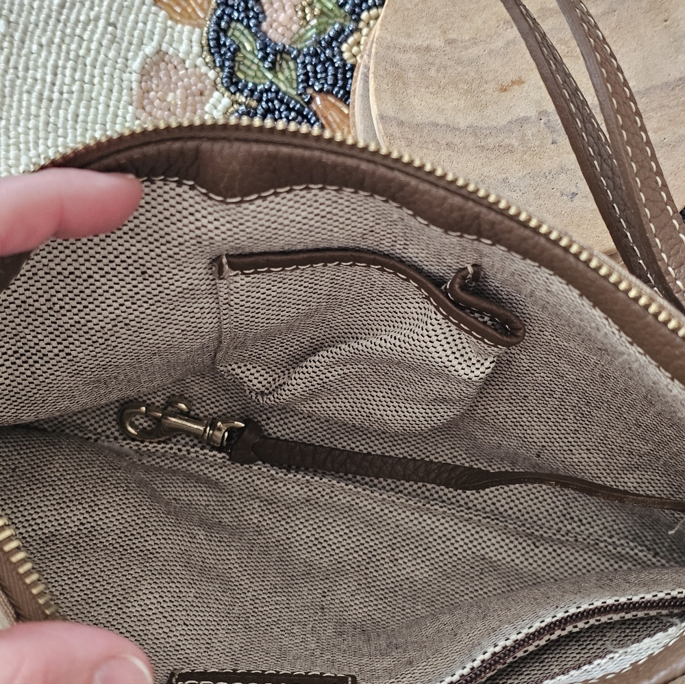 Vintage Dooney & Bourke Shoulder Bag - Picture 5 of 8